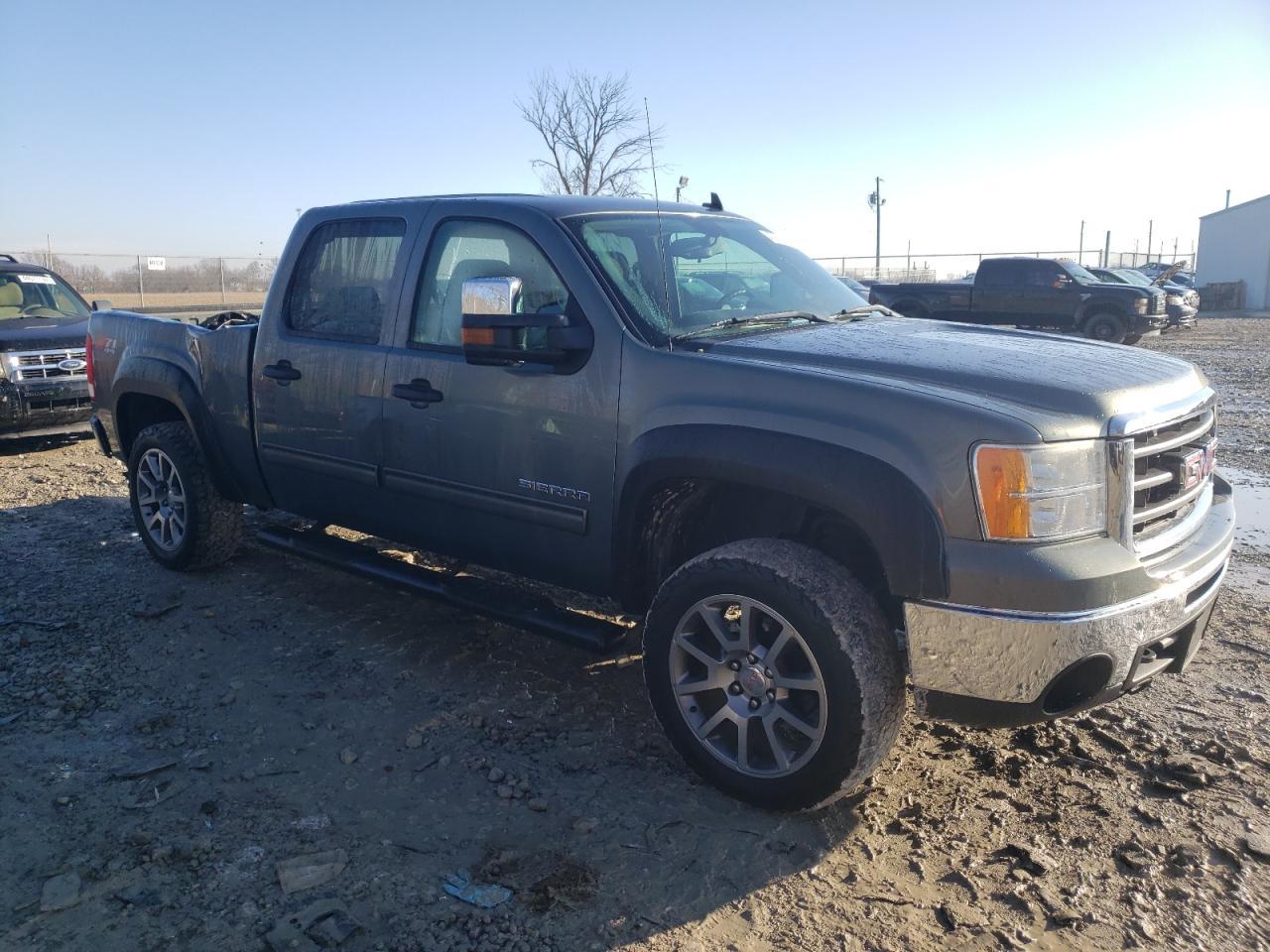 2011 GMC SIERRA K15 - Image 4