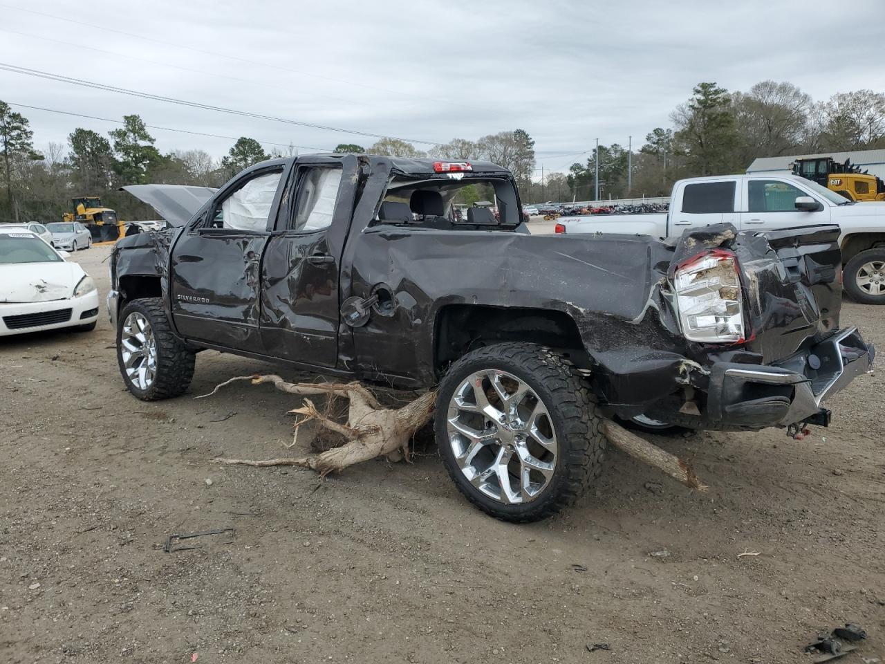 2019 CHEVROLET SILVERADO - Фото 2