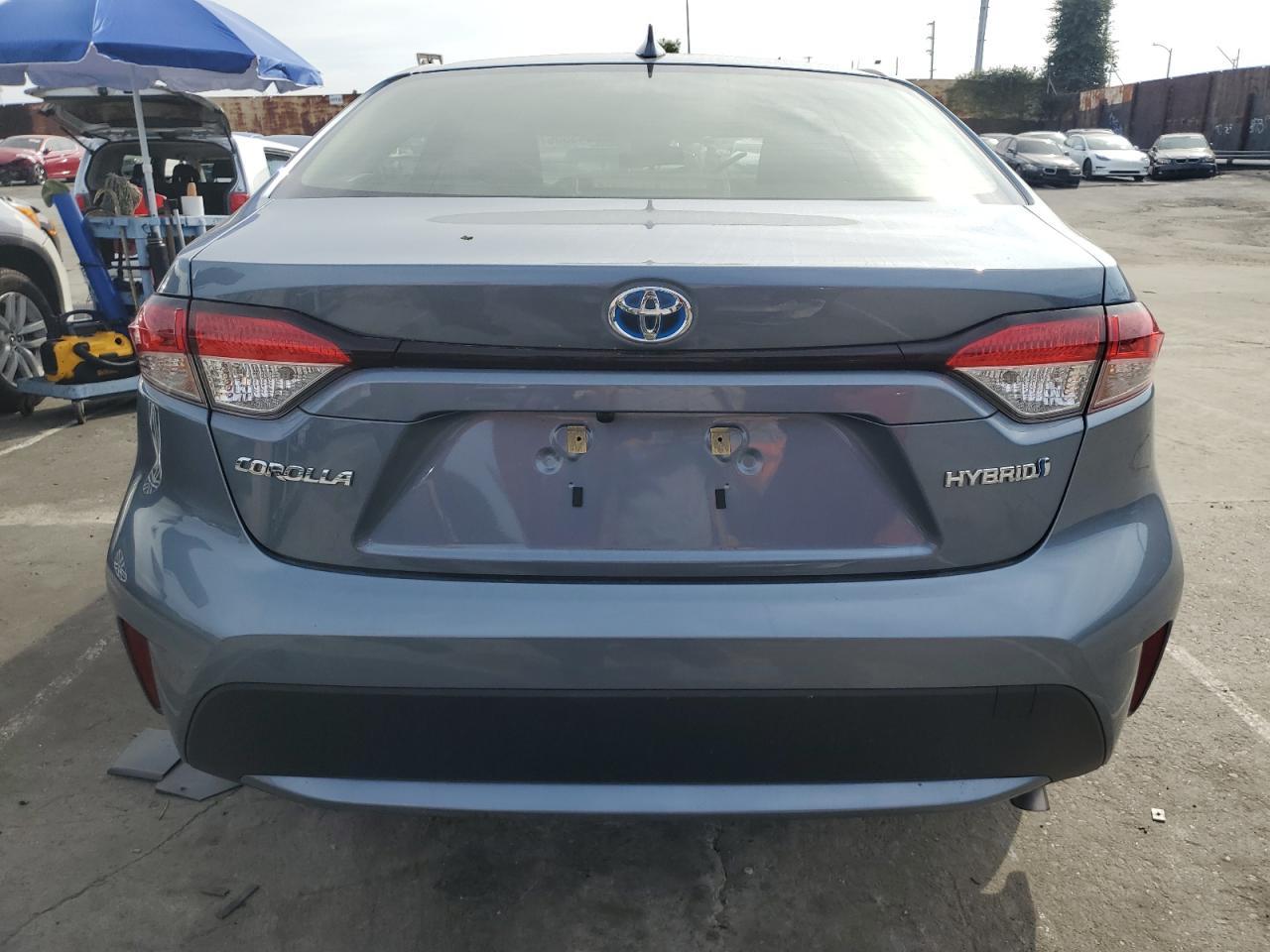 2020 TOYOTA COROLLA LE - Фото 6