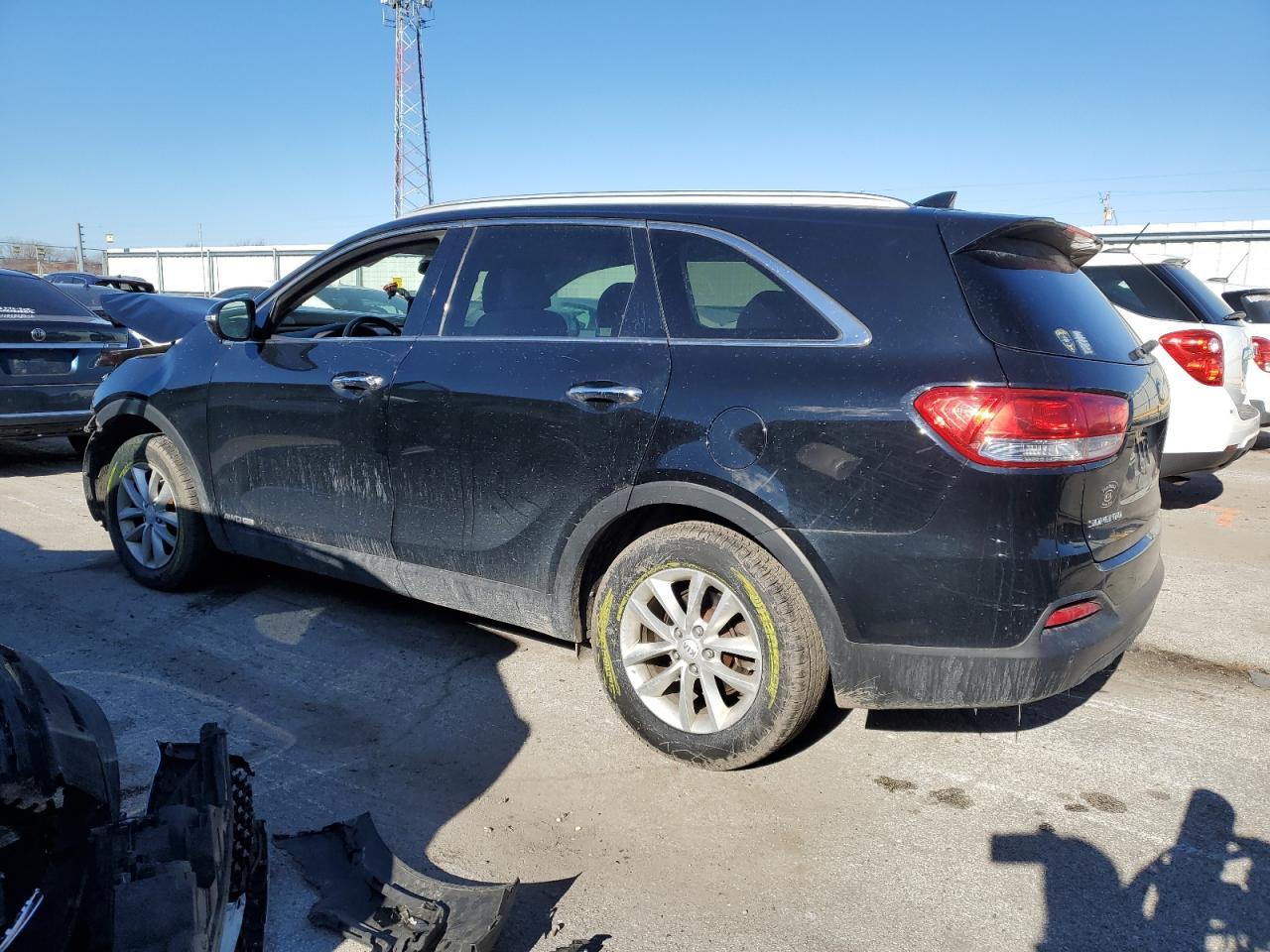 2017 KIA SORENTO LX - Image 2