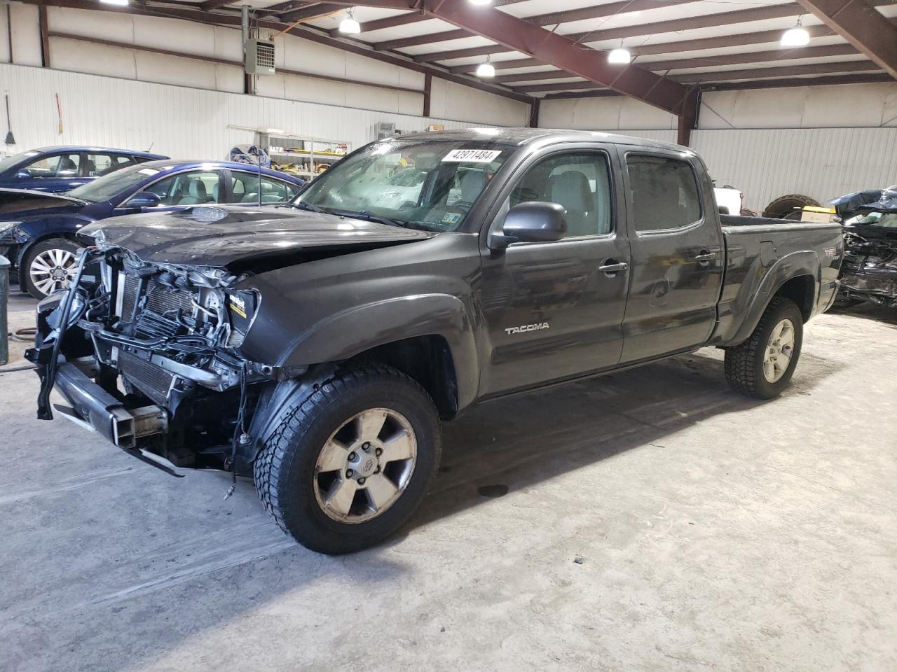 2011 TOYOTA TACOMA DOU