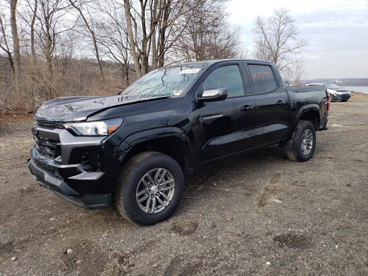 2023 CHEVROLET COLORADO L car image