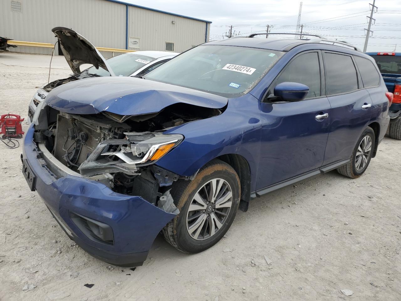2017 NISSAN PATHFINDER
