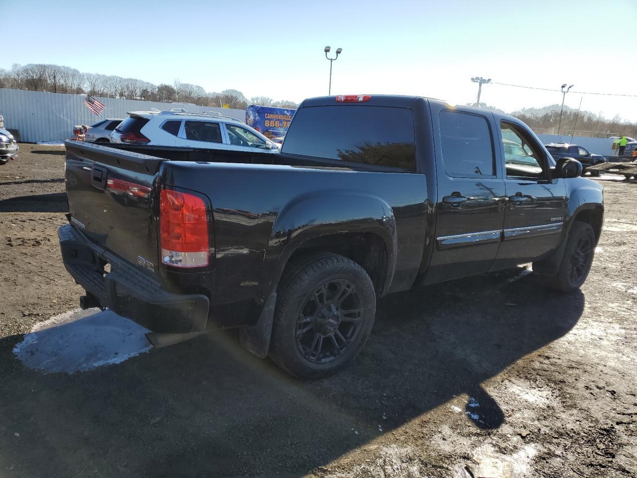 2011 GMC SIERRA K15 - Image 3