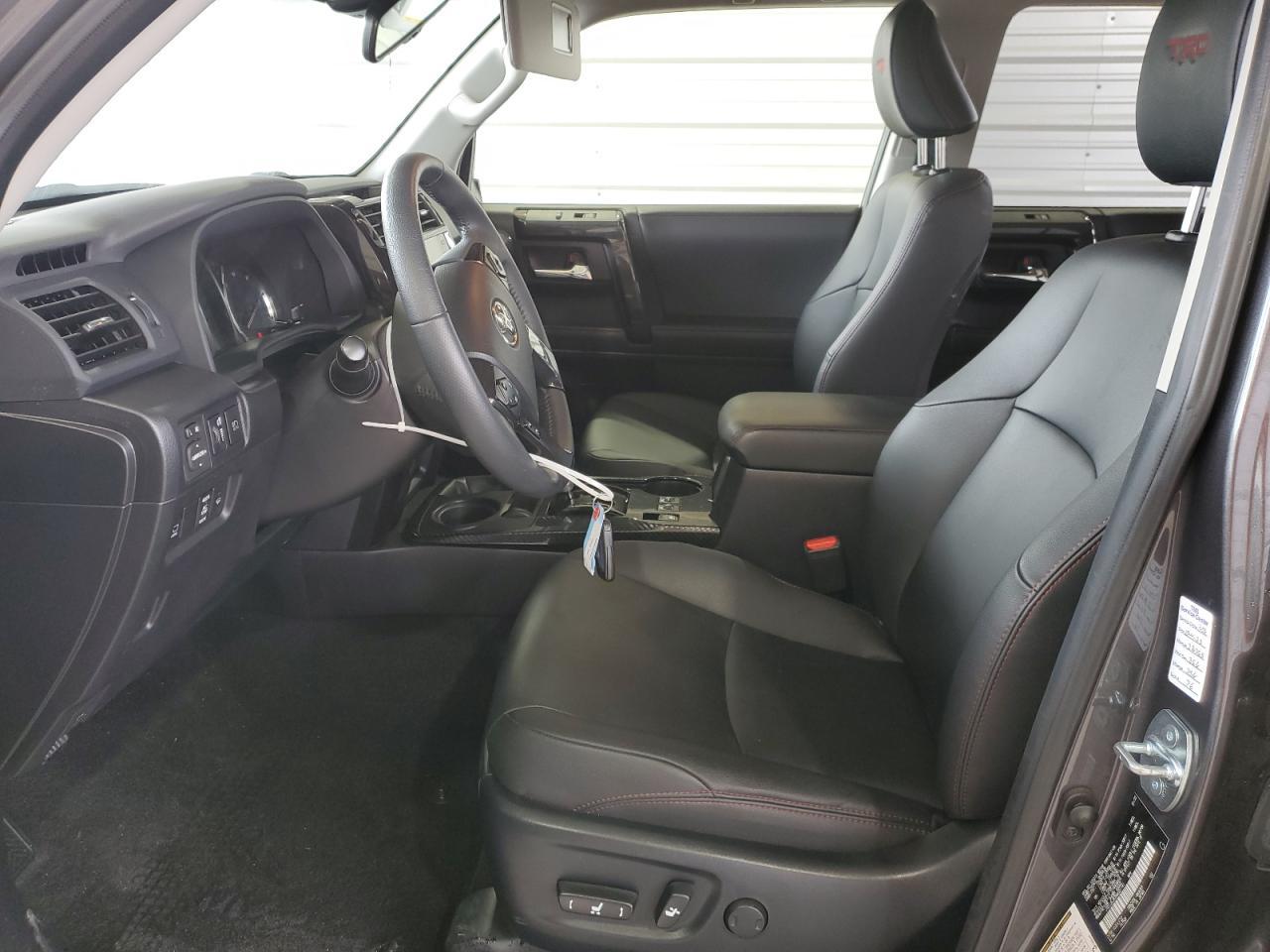 2022 TOYOTA 4RUNNER SR - Фото 7