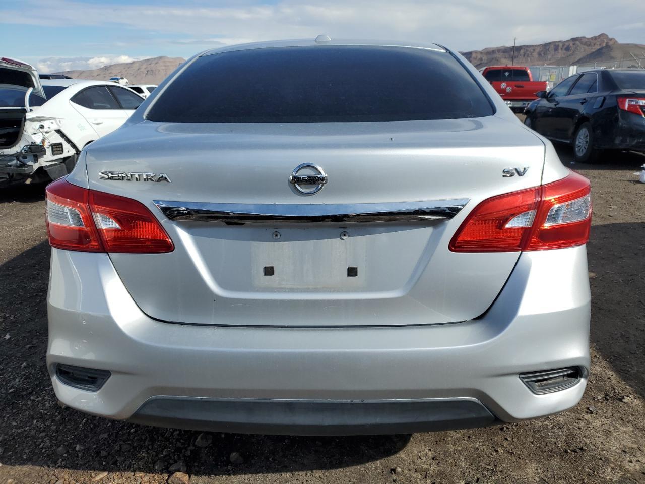 2017 NISSAN SENTRA S - Фото 6