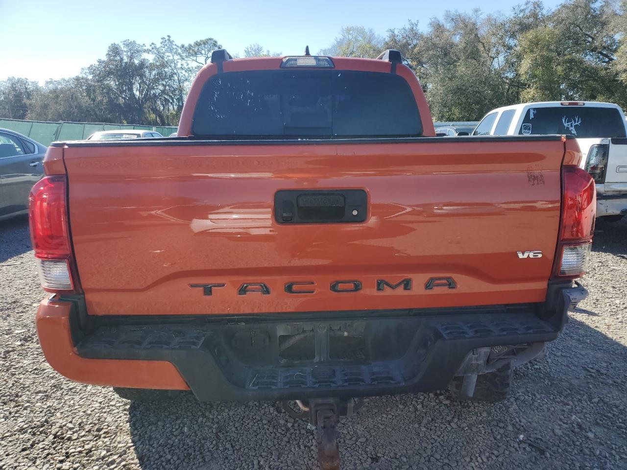 2018 TOYOTA TACOMA DOU - Image 6