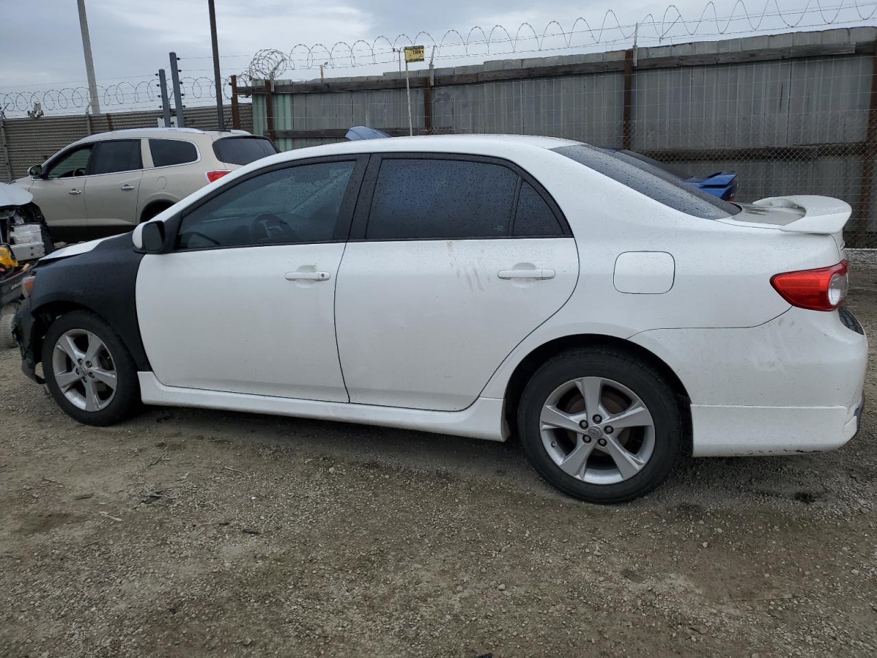 2013 TOYOTA COROLLA BA - Image 2