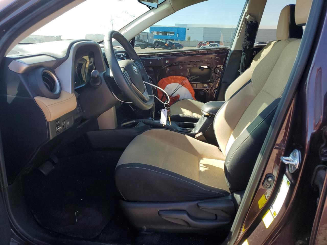 2017 TOYOTA RAV4 XLE - Image 7