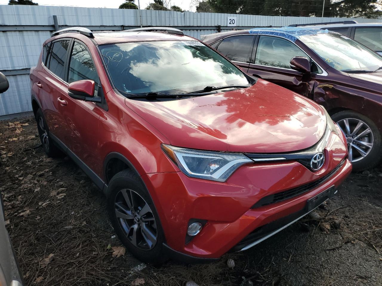2016 TOYOTA RAV4 XLE - Image 4