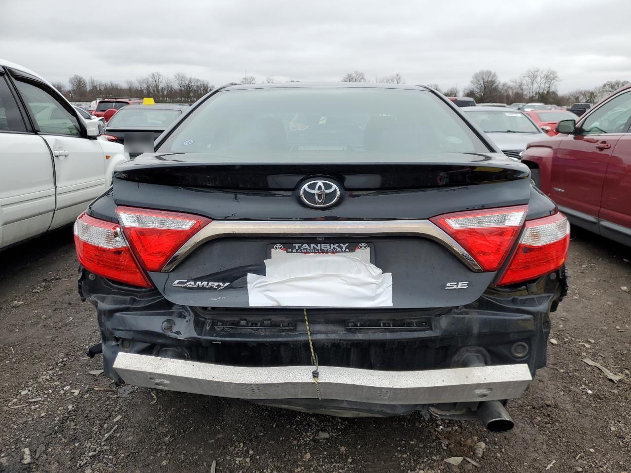 2017 TOYOTA CAMRY LE - Фото 6