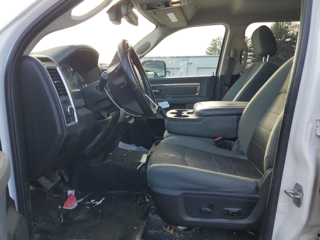 2019 RAM 1500 CLASS - Image 7