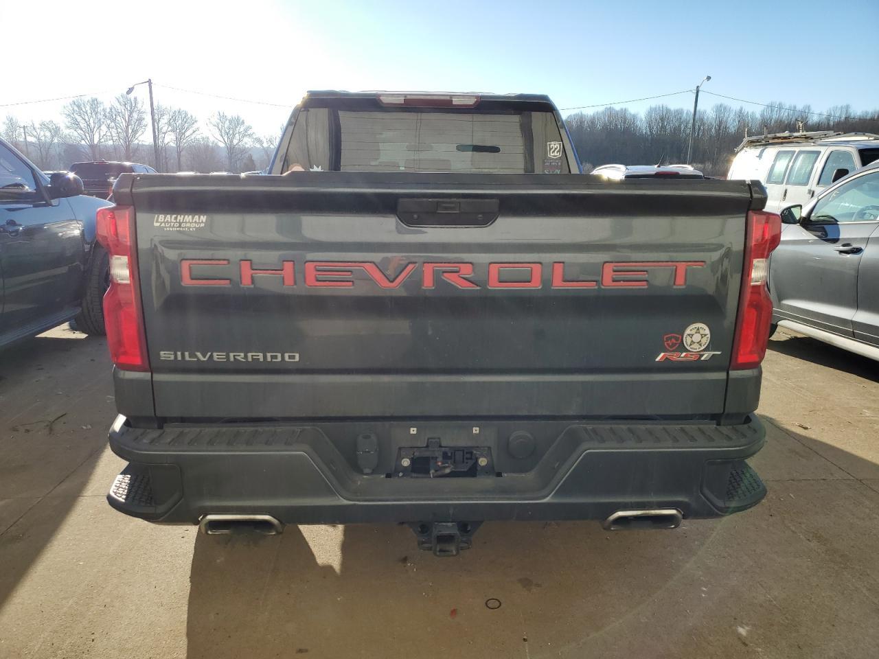 2019 CHEVROLET SILVERADO - Фото 6
