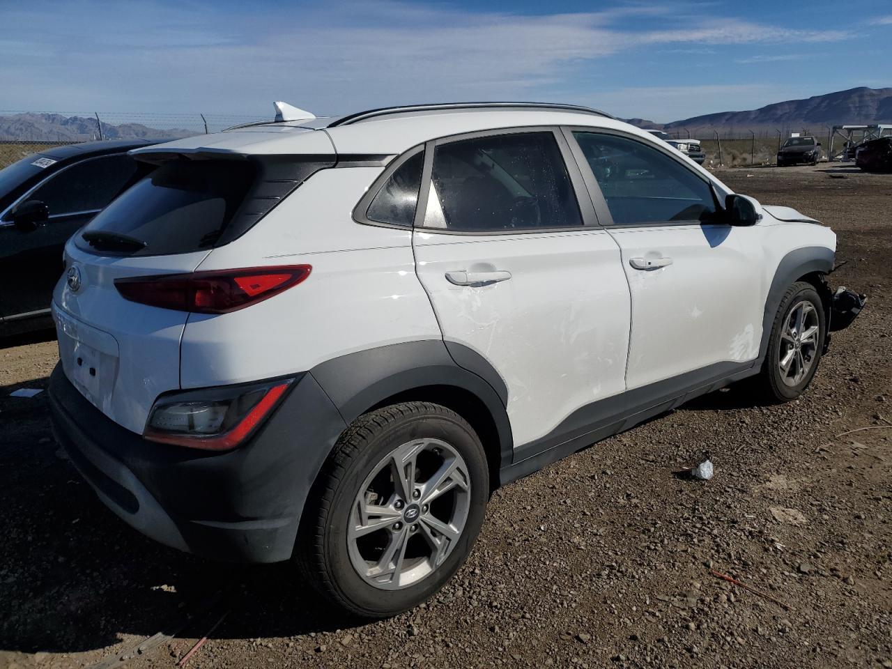 2022 HYUNDAI KONA SEL - Фото 3
