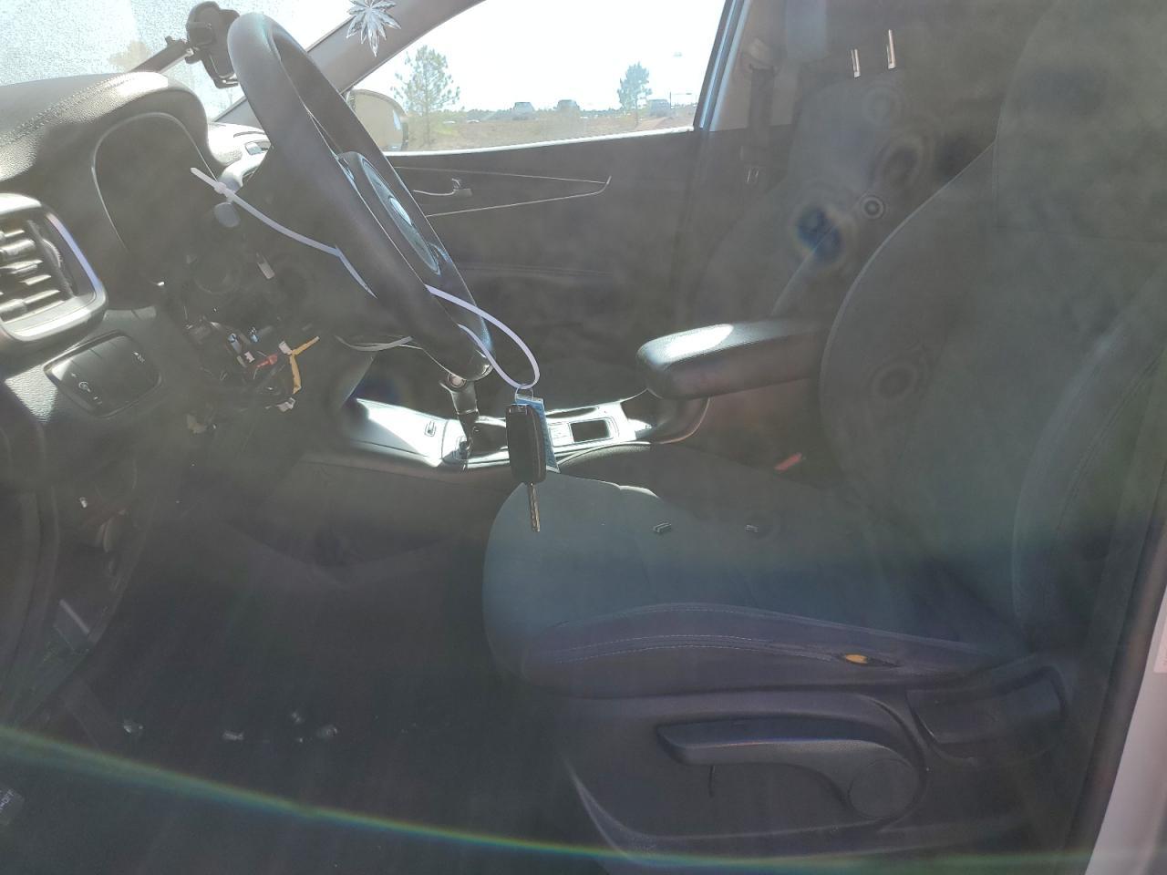 2017 KIA SORENTO LX - Image 7