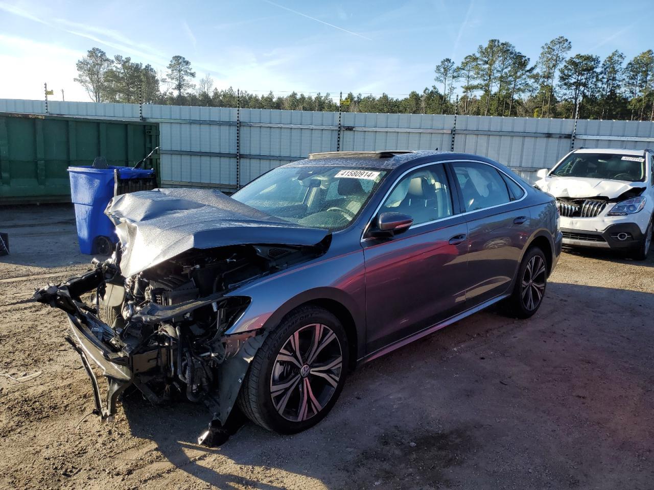 2022 VOLKSWAGEN PASSAT SE
