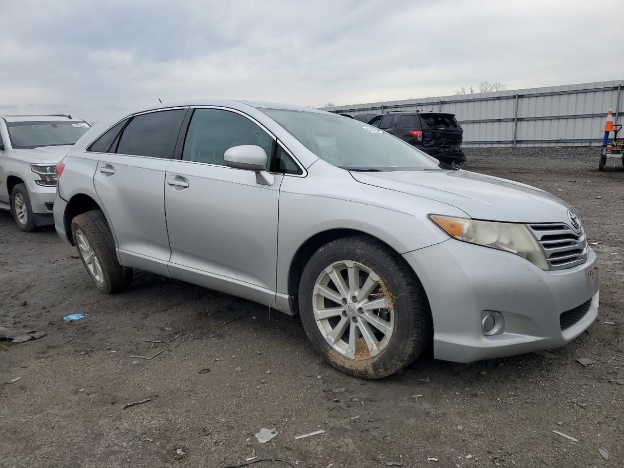 2012 TOYOTA VENZA LE - Фото 4