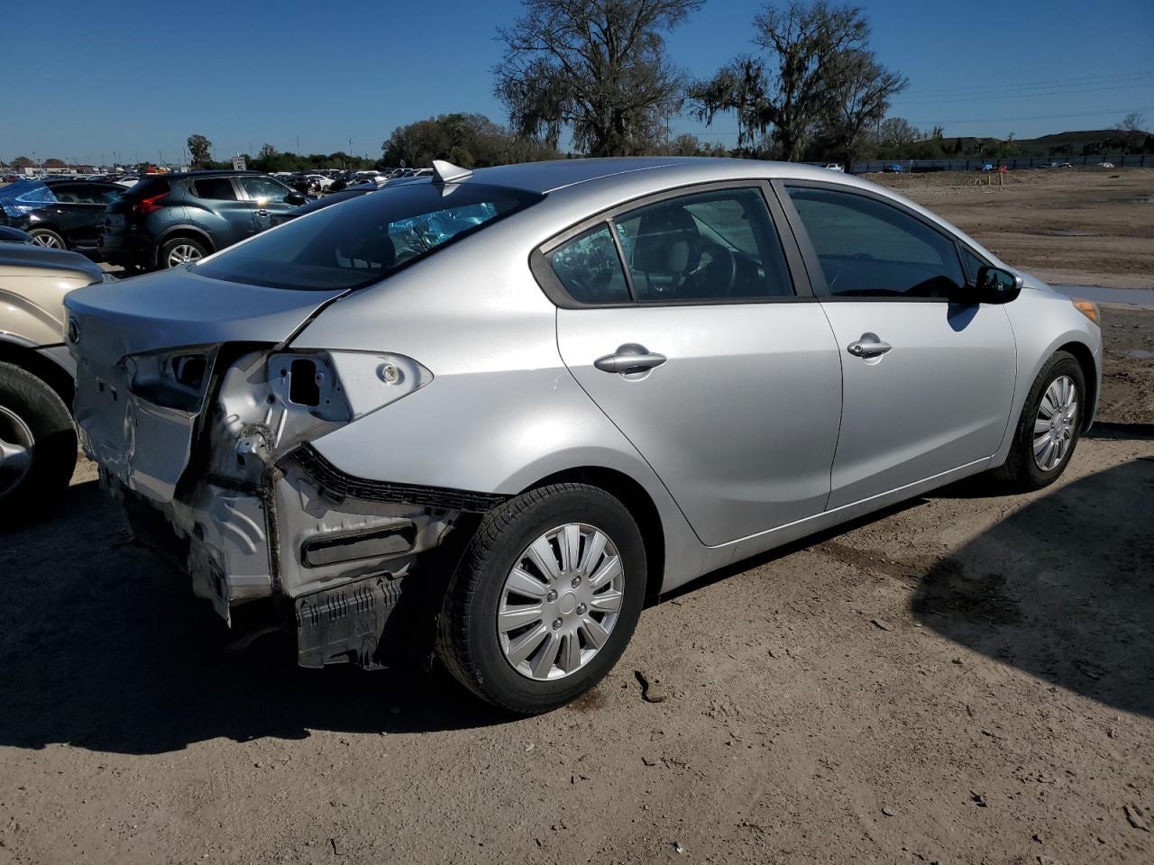 2015 KIA FORTE LX - Фото 3