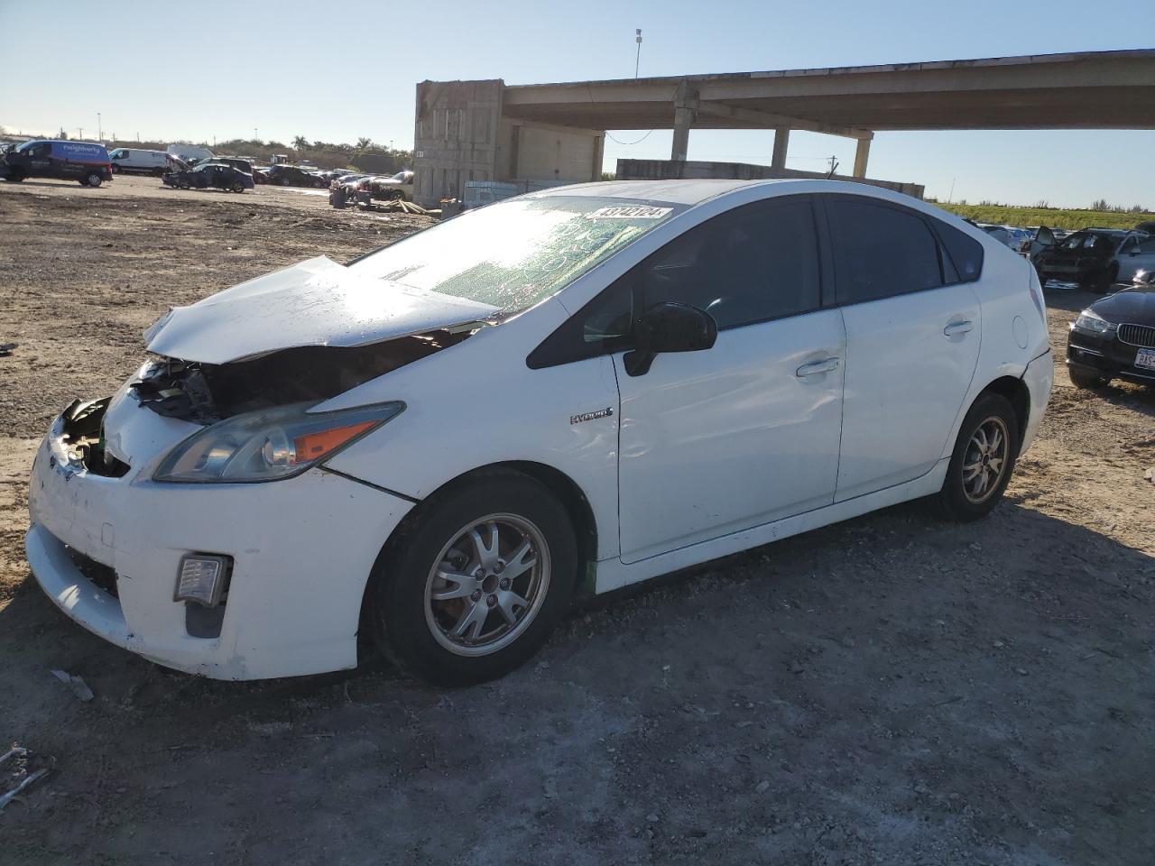 2010 TOYOTA PRIUS car image