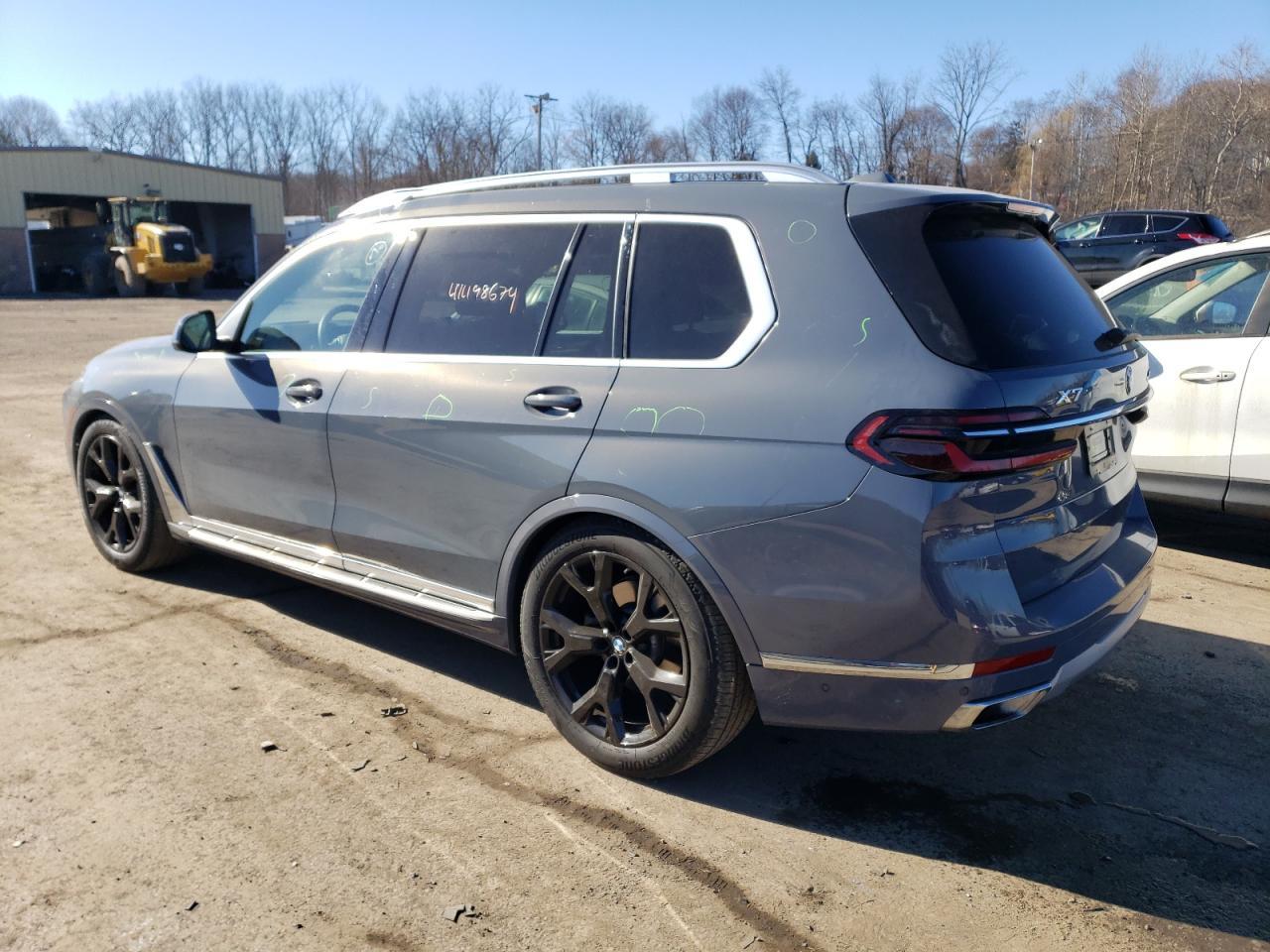 2024 BMW X7 XDRIVE4 - Image 2
