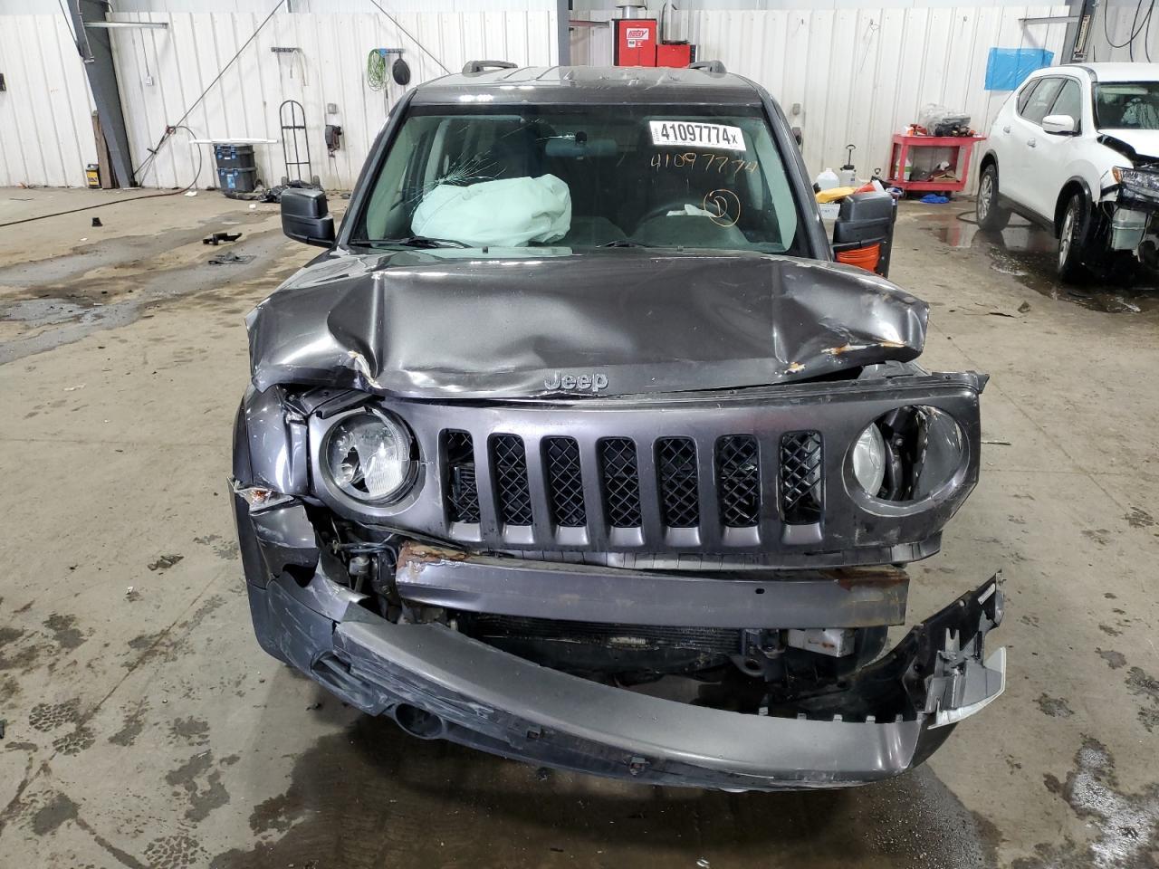 2015 JEEP PATRIOT SP - Фото 5