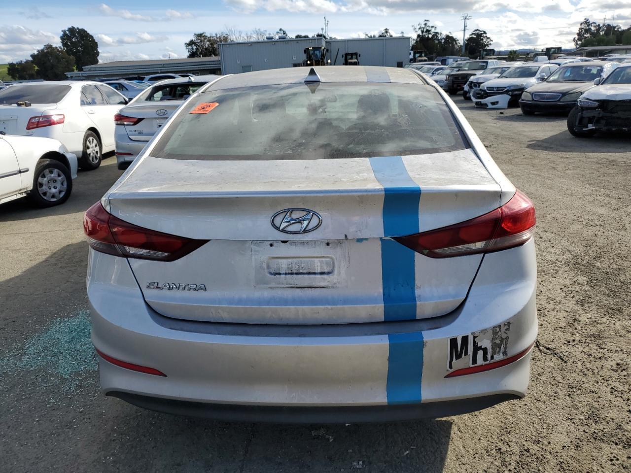 2017 HYUNDAI ELANTRA SE - Image 6