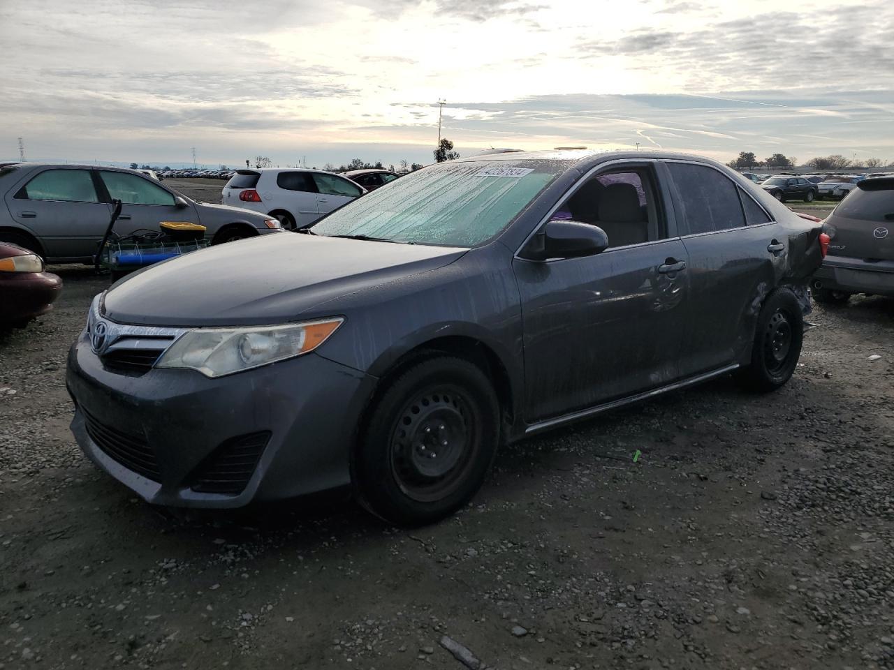 2013 TOYOTA CAMRY L