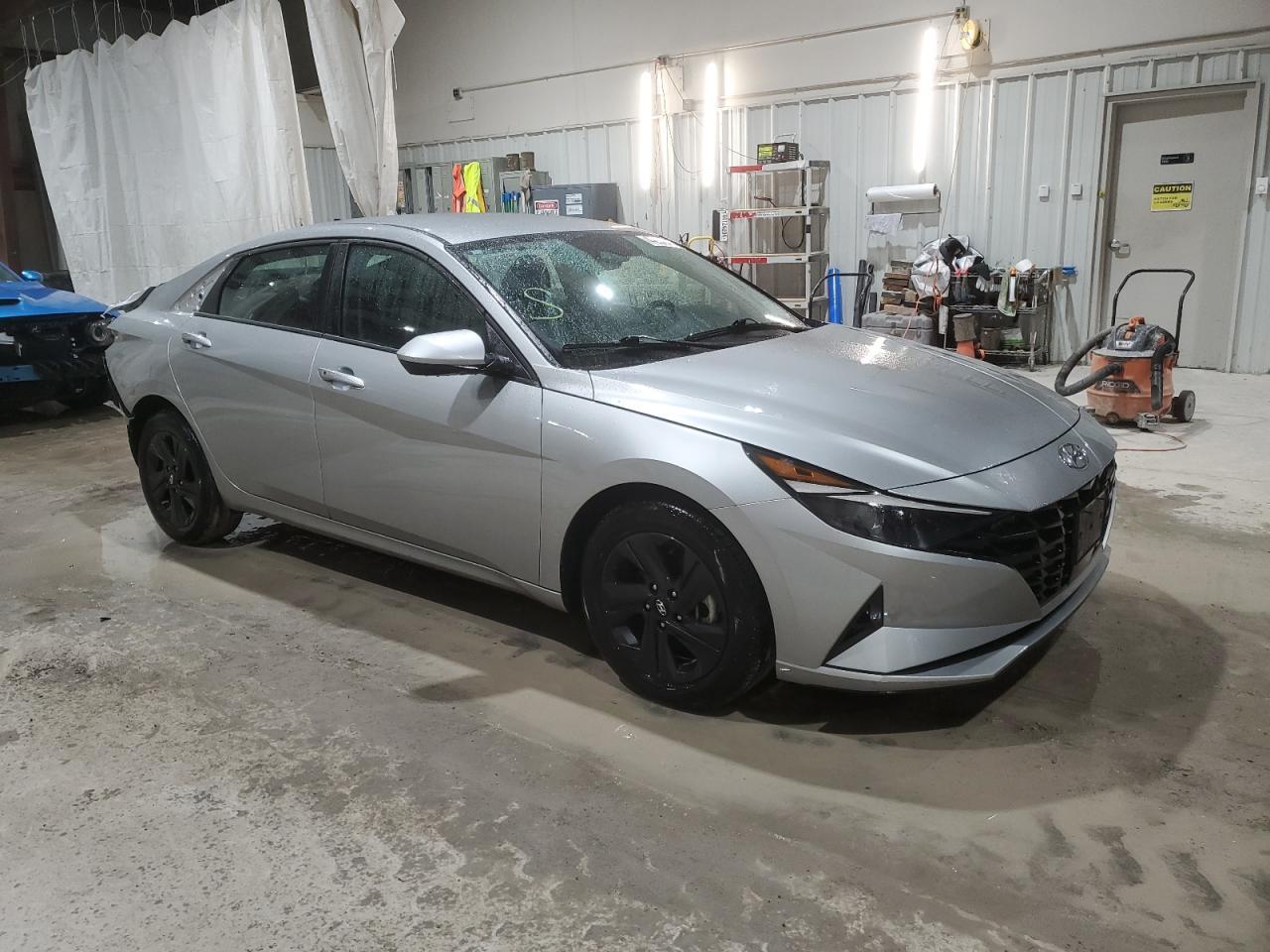 2022 HYUNDAI ELANTRA SE - Фото 4