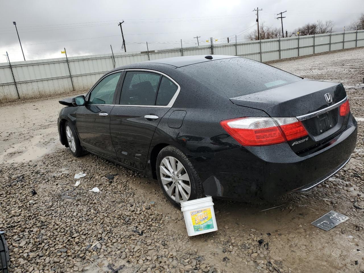 2015 HONDA ACCORD EXL - Image 2