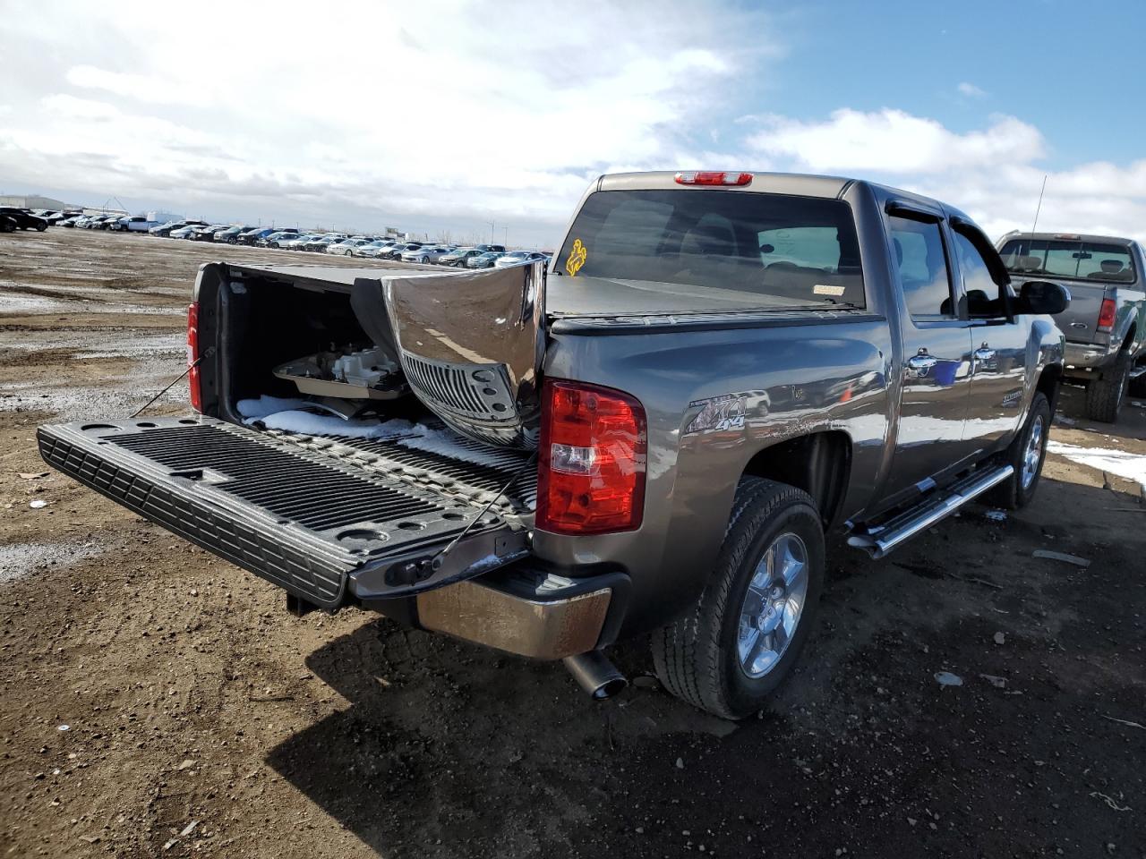 2013 CHEVROLET SILVERADO - Image 3