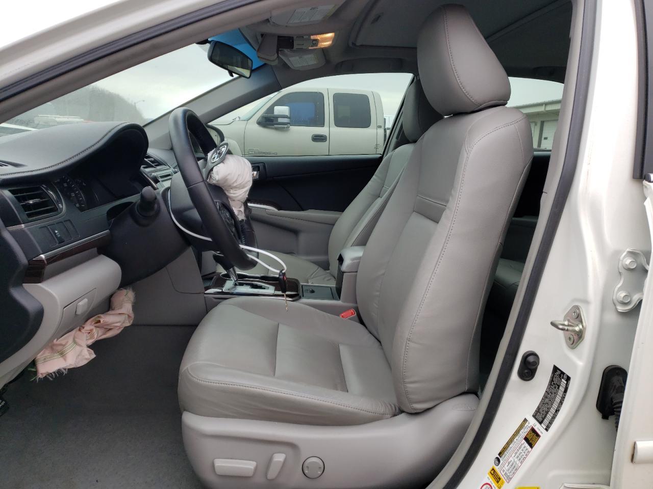 2014 TOYOTA CAMRY L - Image 7