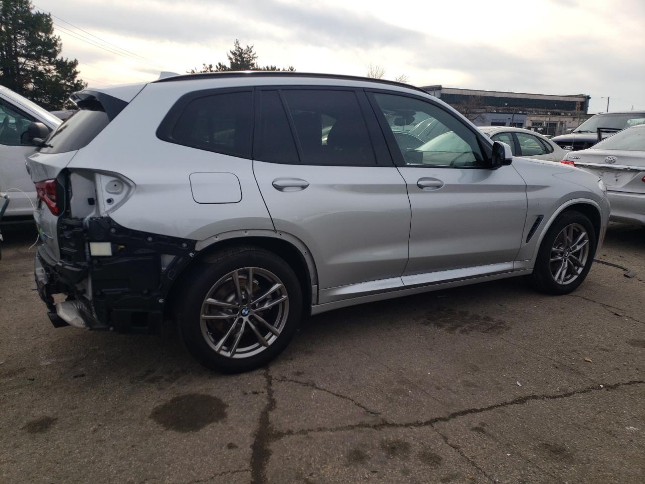 2021 BMW X3 XDRIVE3 - Image 3