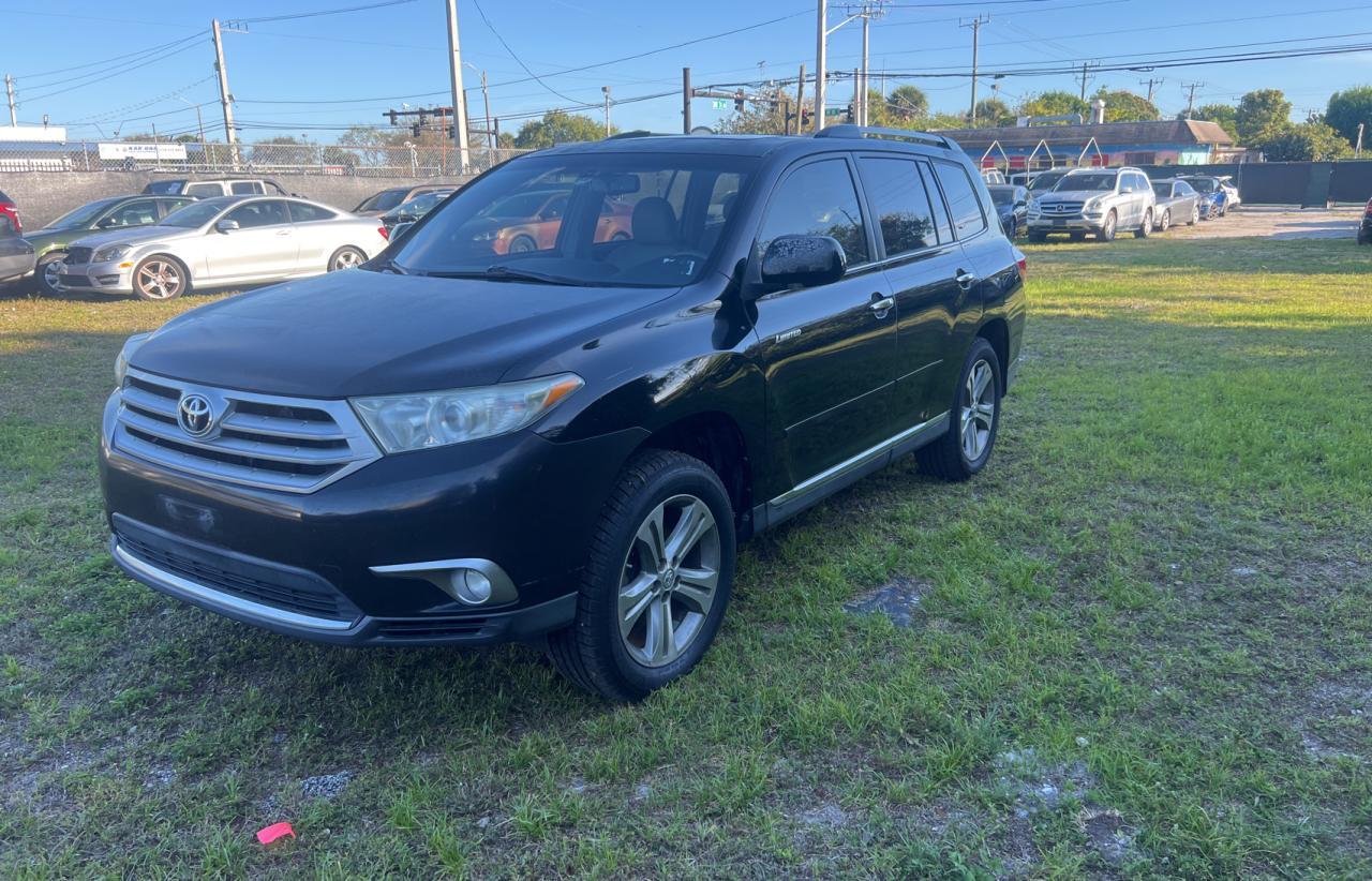 2011 TOYOTA HIGHLANDER - Image 2