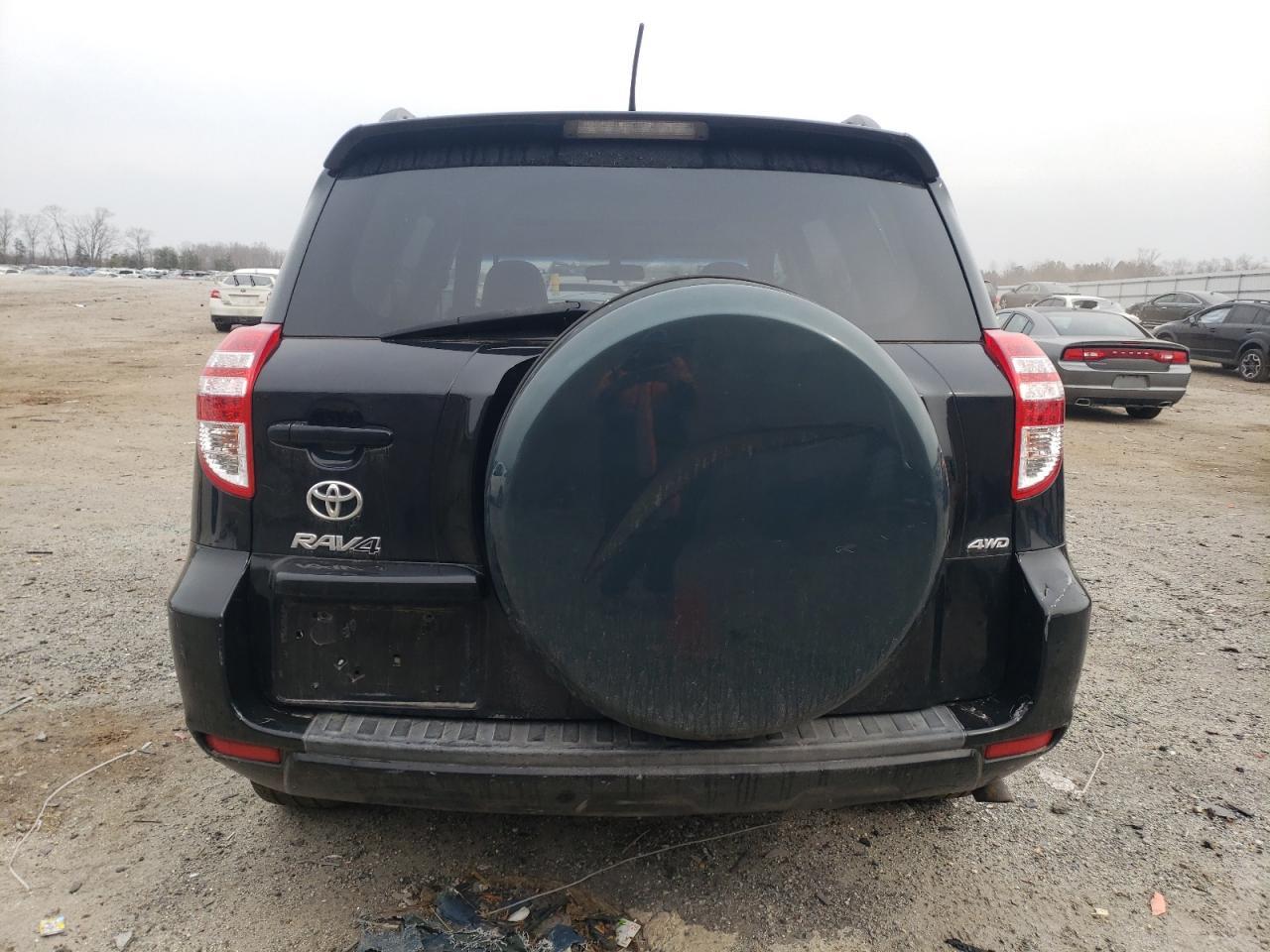 2011 TOYOTA RAV4 - Фото 6