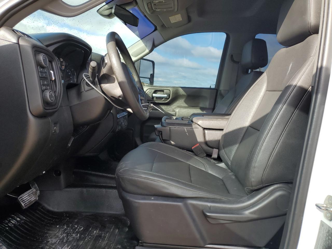 2021 CHEVROLET SILVERADO - Фото 7