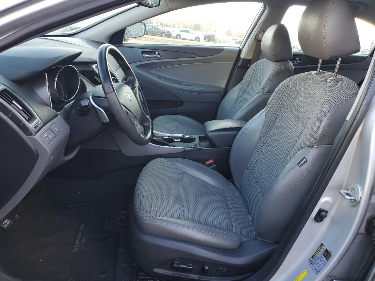 2013 HYUNDAI SONATA SE - Фото 7