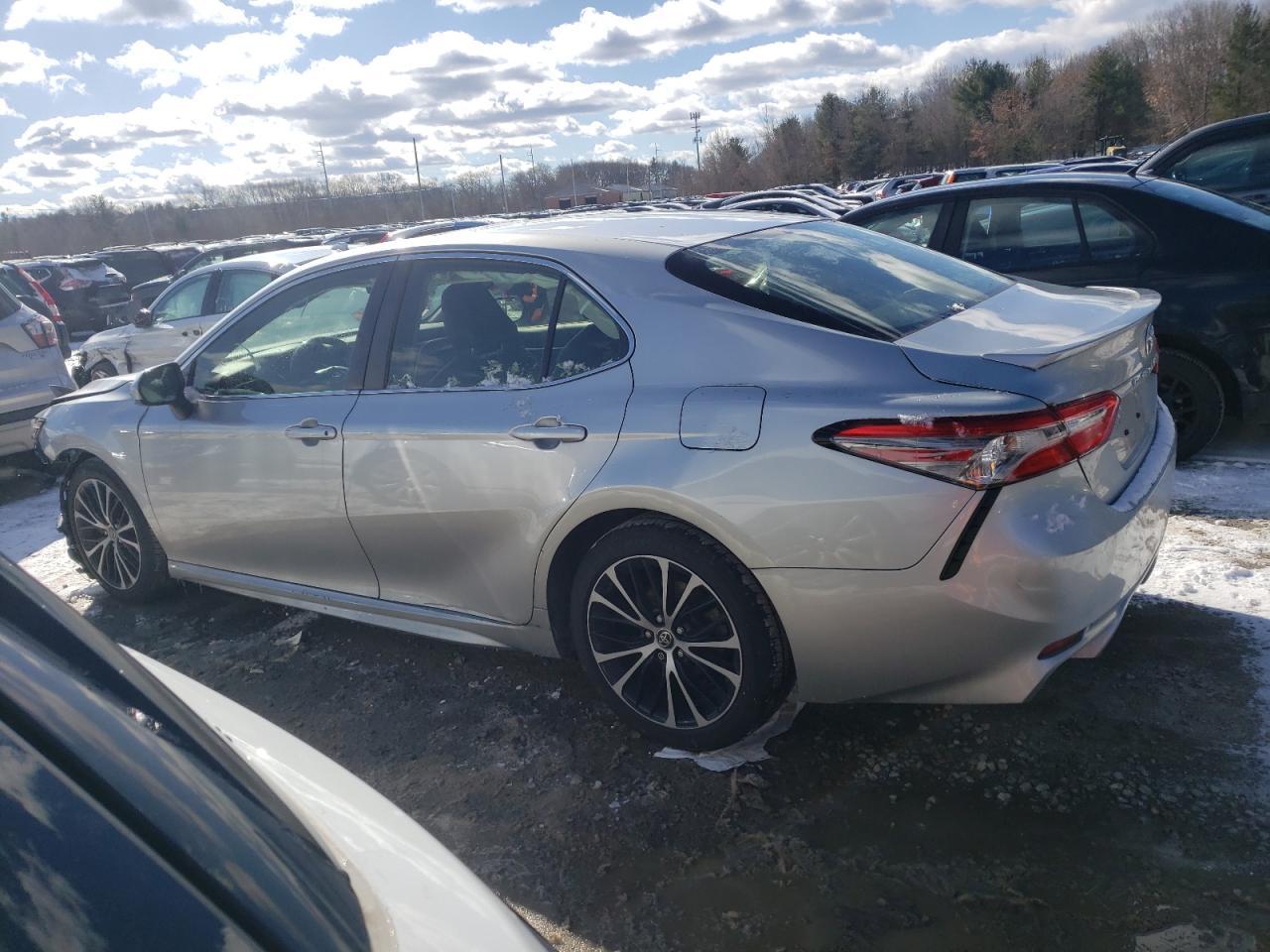 2018 TOYOTA CAMRY L - Image 2