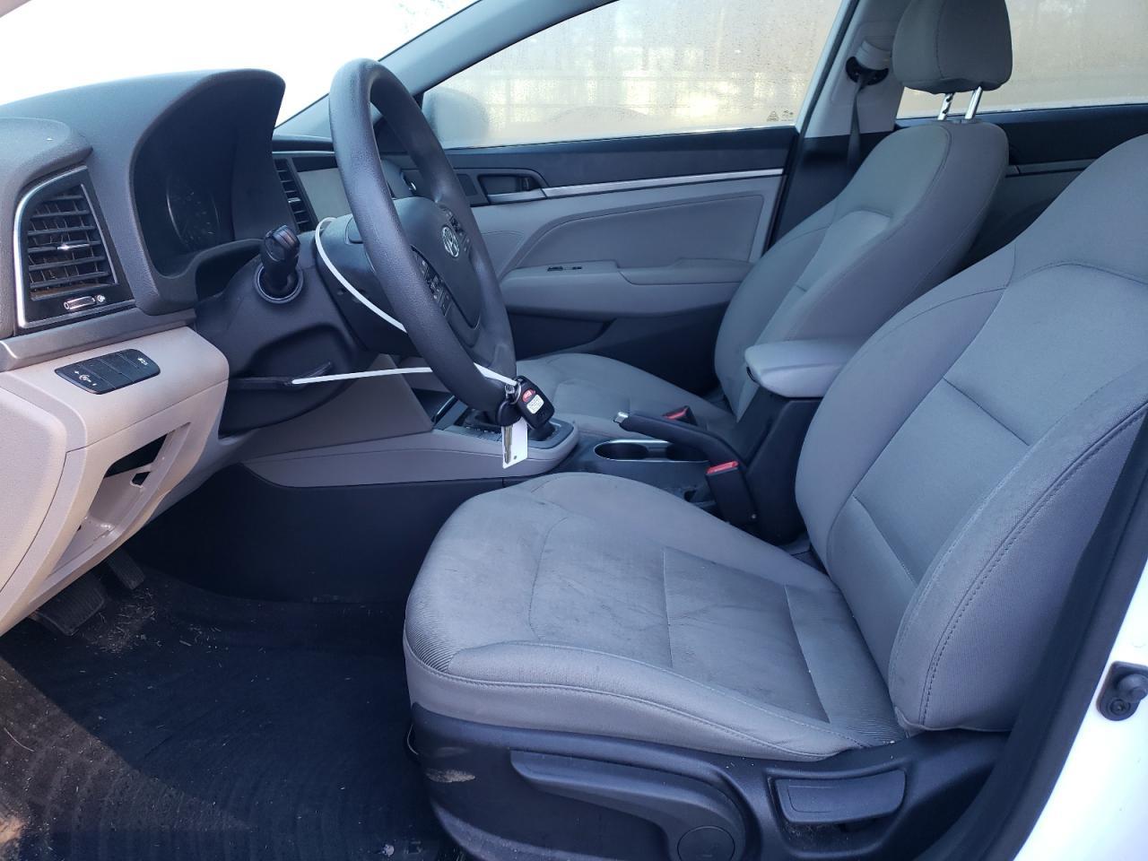 2017 HYUNDAI ELANTRA SE - Фото 7