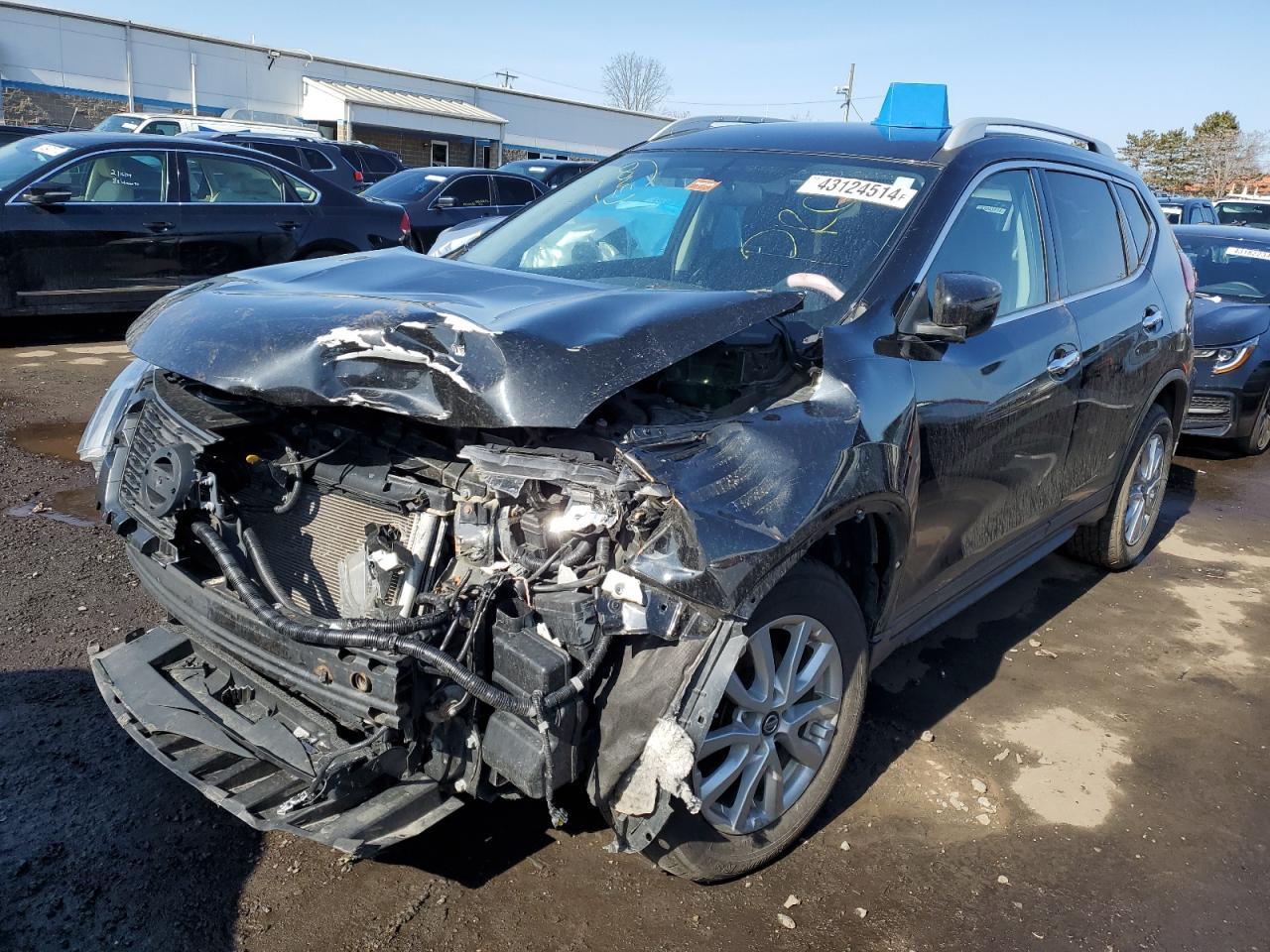 2017 NISSAN ROGUE SV