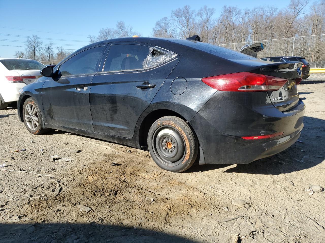 2018 HYUNDAI ELANTRA SE - Image 2
