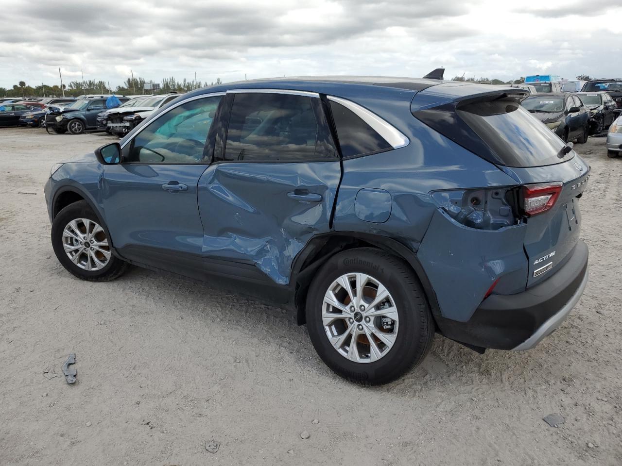 2023 FORD ESCAPE ACT - Фото 2