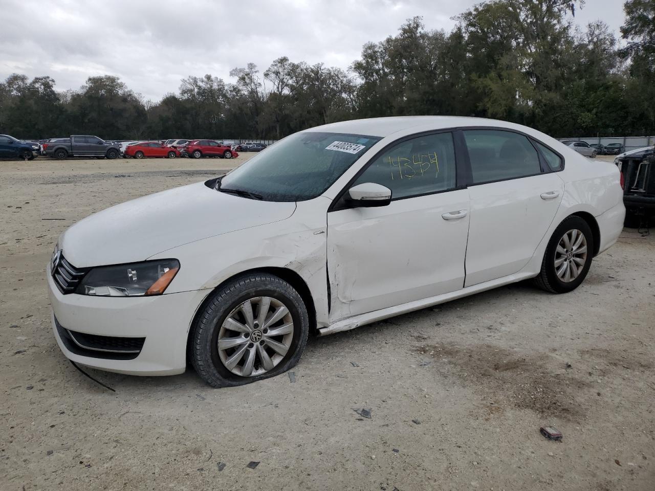 2015 VOLKSWAGEN PASSAT S