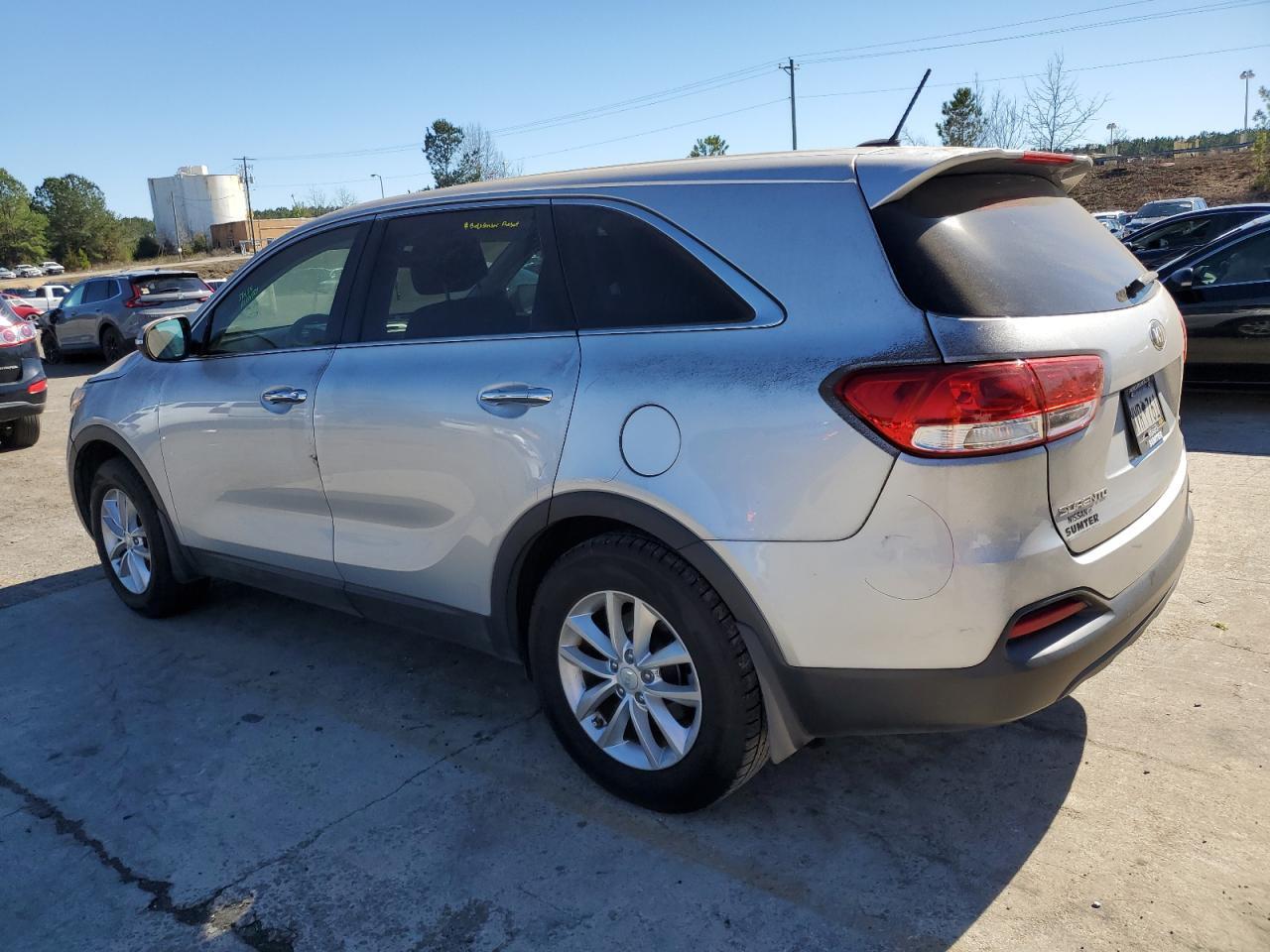 2017 KIA SORENTO LX - Image 2