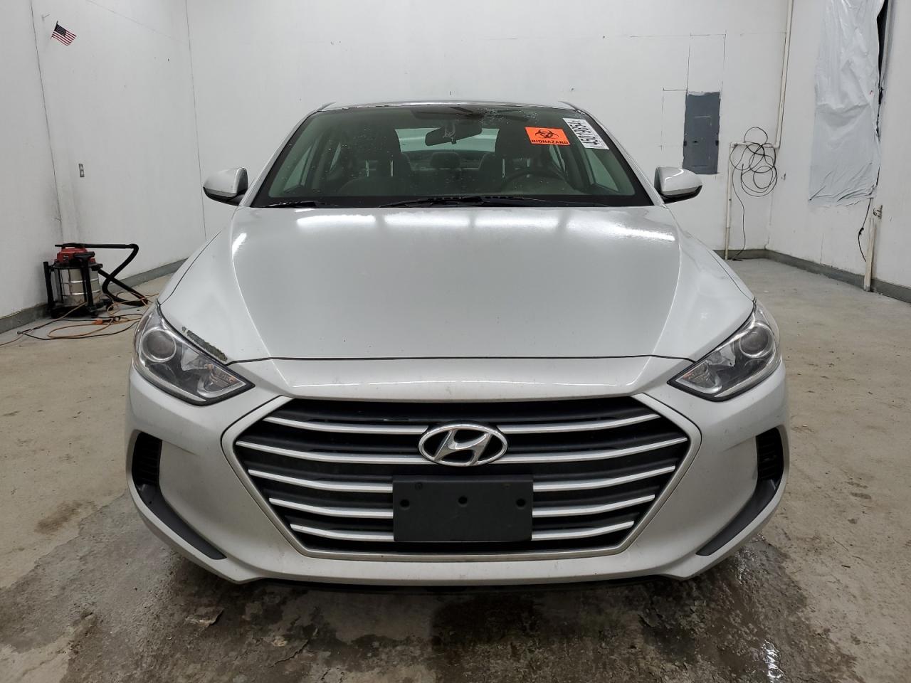 2018 HYUNDAI ELANTRA SE - Фото 5