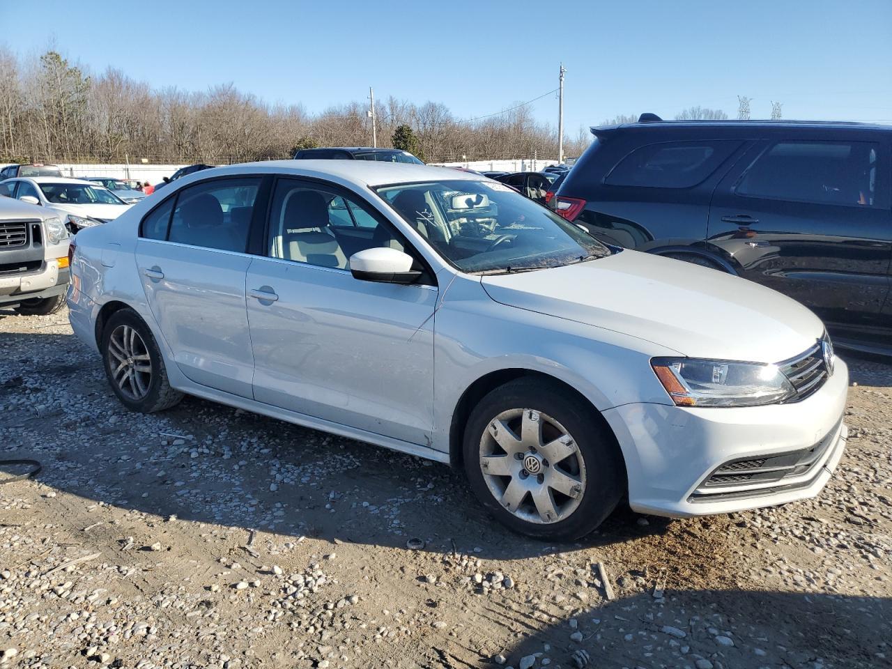 2017 VOLKSWAGEN JETTA S - Image 4