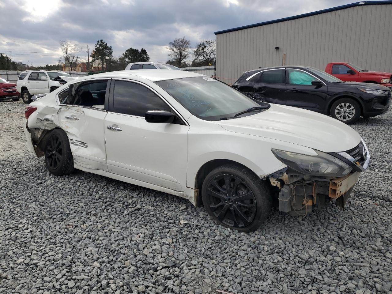 2017 NISSAN ALTIMA 2.5 - Image 4