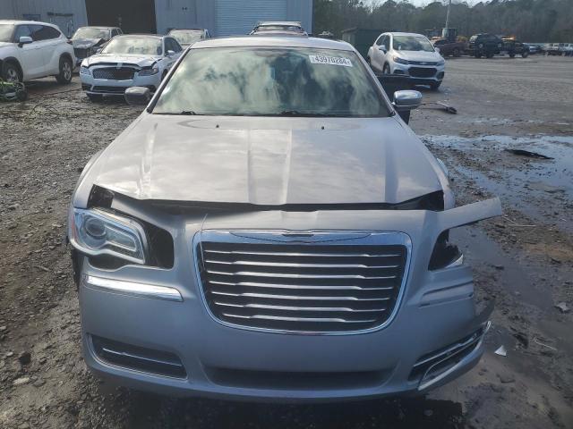 2014 Chrysler 300 - Image 5
