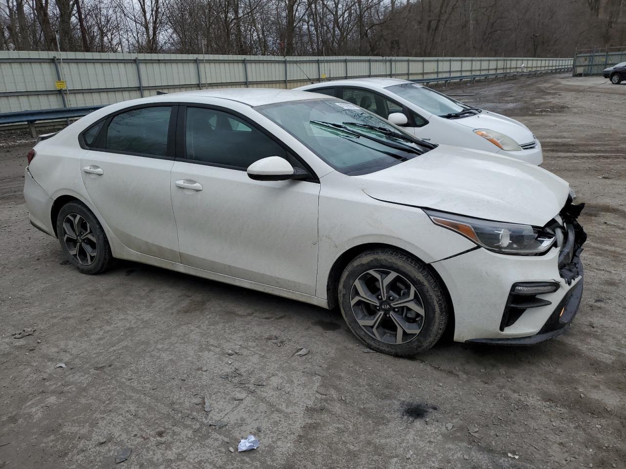 2020 KIA FORTE FE - Фото 4