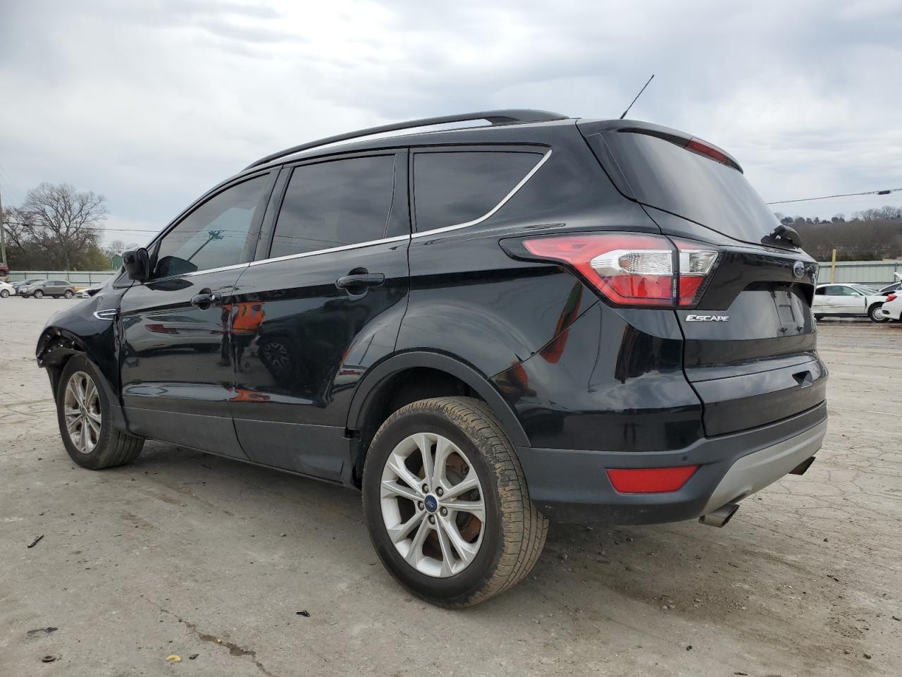2017 FORD ESCAPE SE - Фото 2
