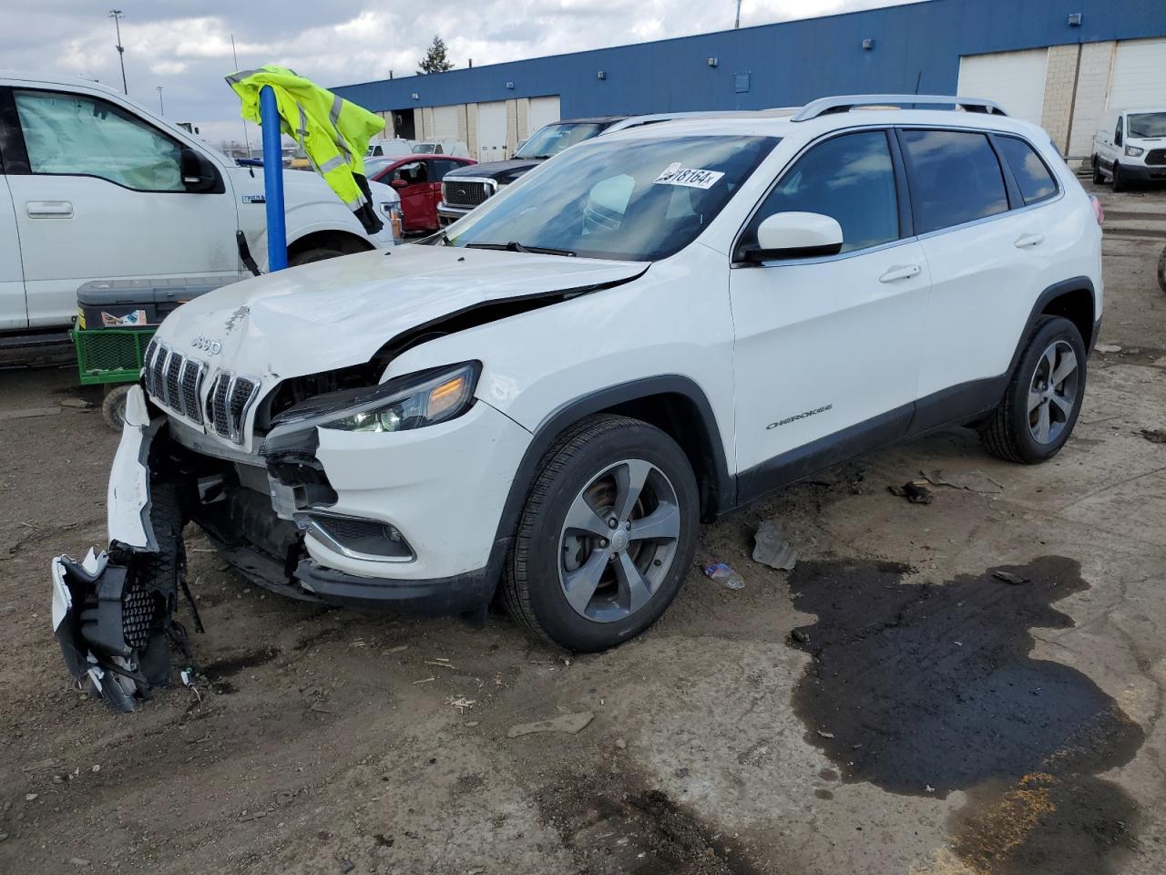 2019 JEEP CHEROKEE L